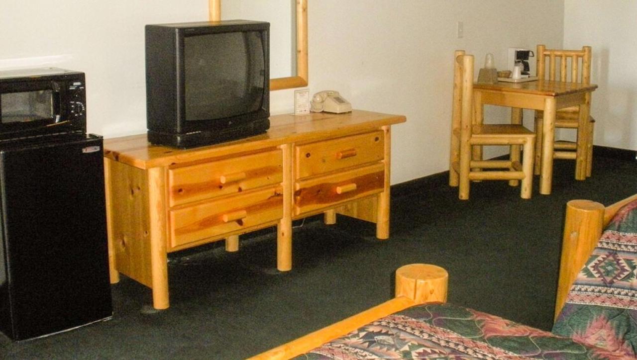 Marianna Inn بانجوِتش المظهر الخارجي الصورة