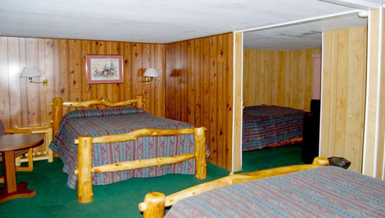 Marianna Inn بانجوِتش المظهر الخارجي الصورة